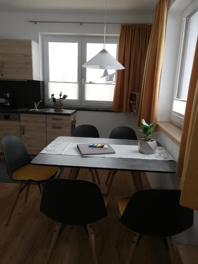 ריצלרן Ferienwohnung Anton Kuenzler מראה חיצוני תמונה
