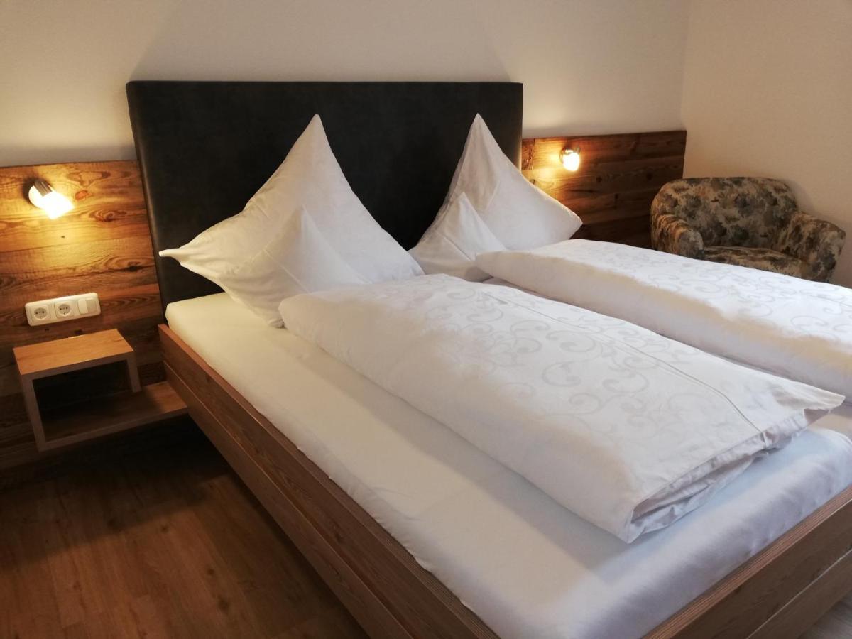 ריצלרן Ferienwohnung Anton Kuenzler מראה חיצוני תמונה
